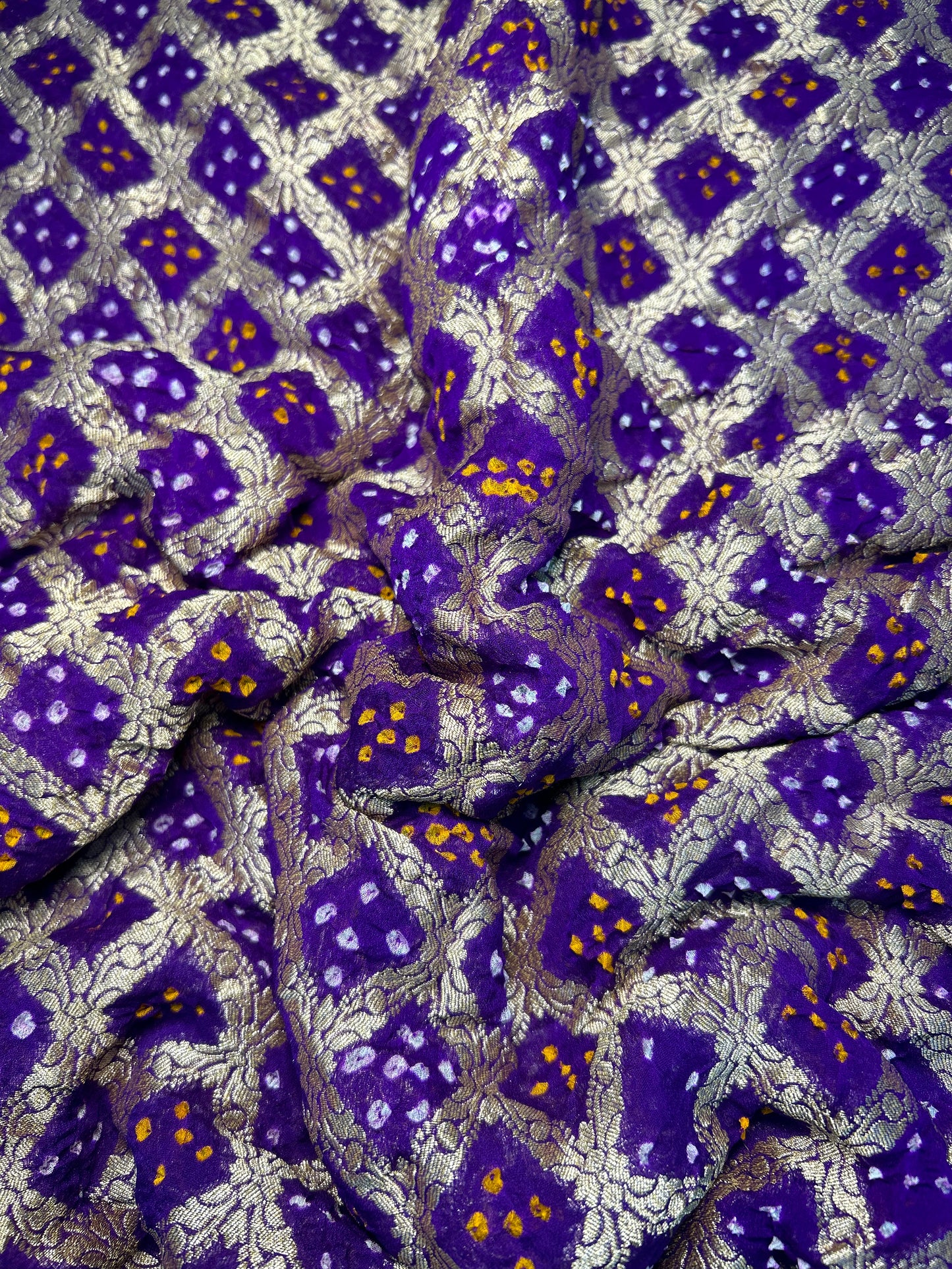 Benarasi Bandhani