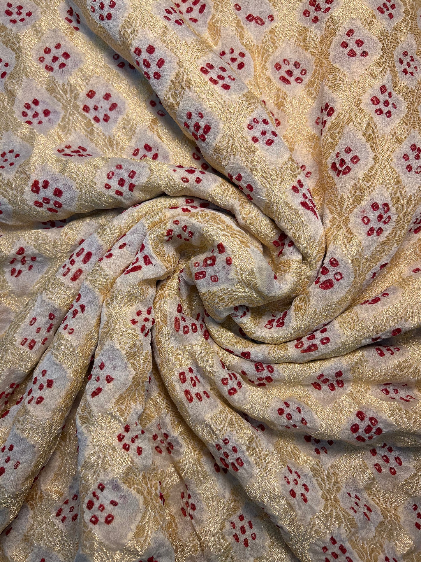 Benarasi Bandhani