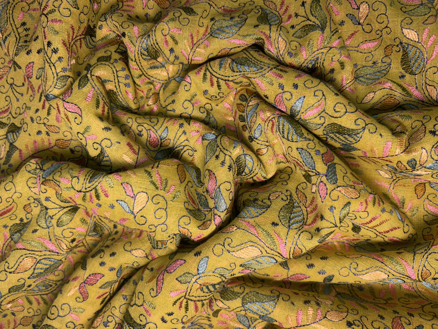 LINEN EMBROIDERY DN-2718